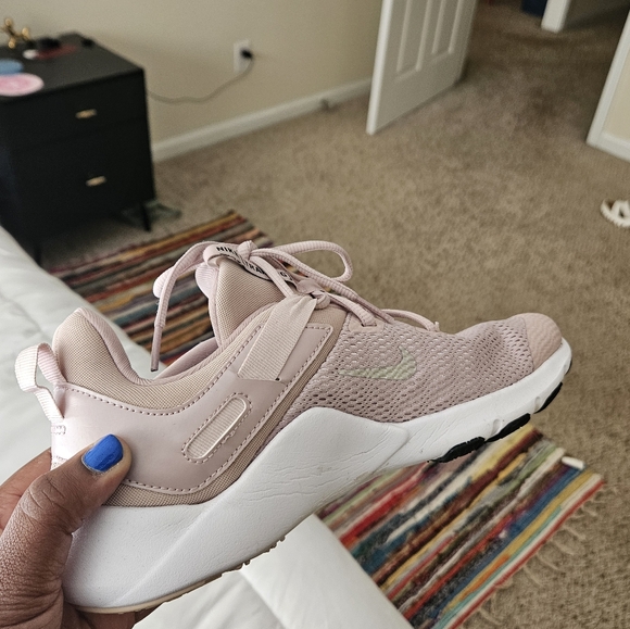 Nike sneakers, women's 11 - Picture 3 of 4